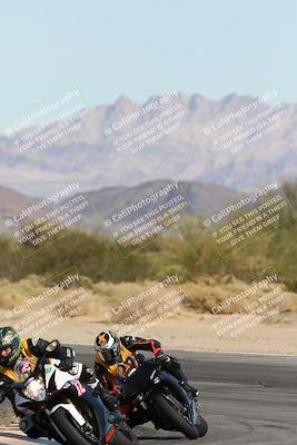 media/Nov-16-2025-Race Pace (Sun) [[8c5fa54630]]/Non Verified Riders (1st 20 Minutes)/2-Turn 10 (1010am)/